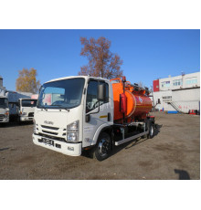 Isuzu ELF 8.0 автотопливозаправщик