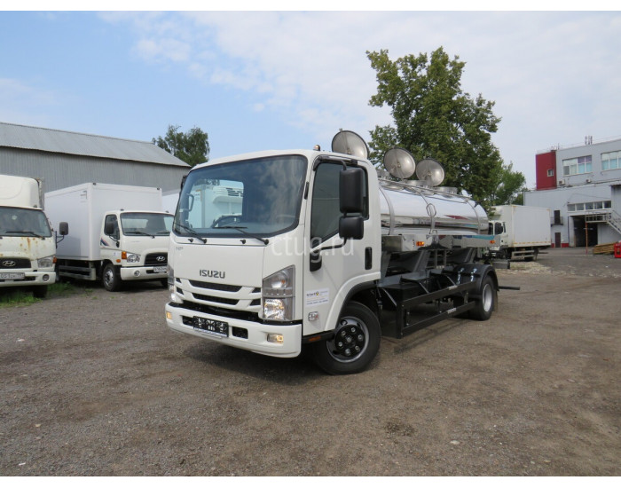 Isuzu ELF 8.0 молоковоз